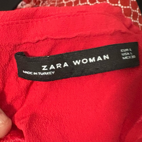 Zara Woman Red v-neck Blouse Size lg Layered Bell Ruffle Sleeves - Picture 4 of 4